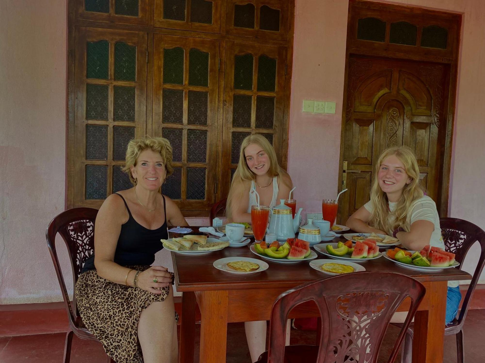 Nine Arch Homestay Ella Ngoại thất bức ảnh